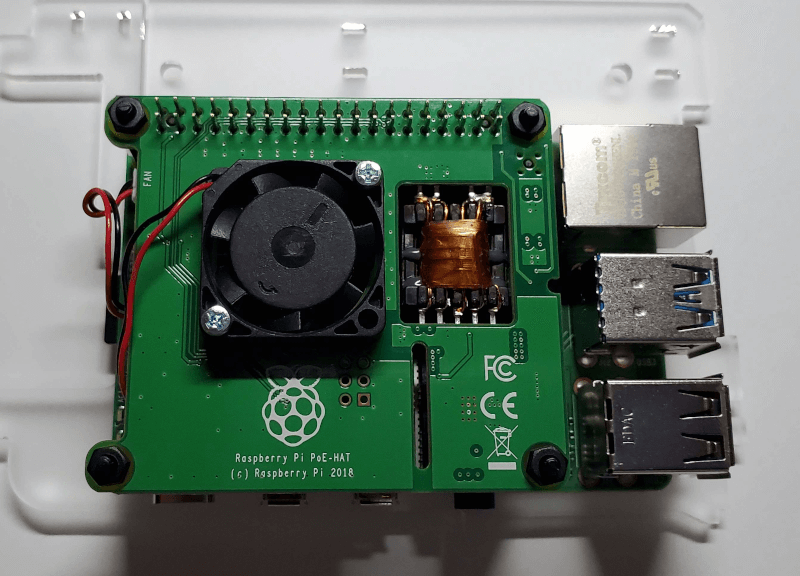 poe-hat-on-pi