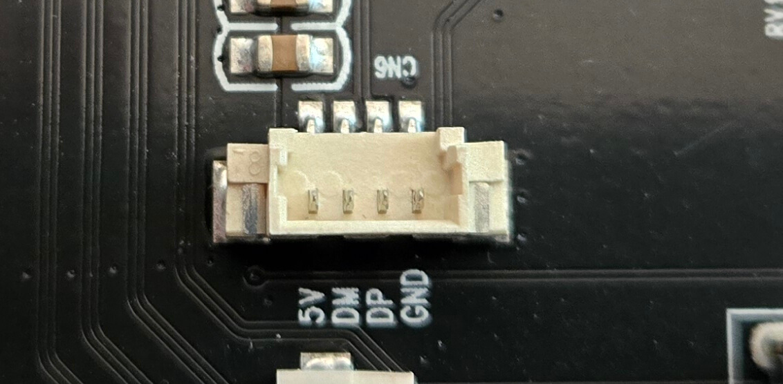 USB port on touchscreen